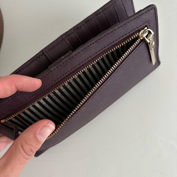 Kate Spade Wallet - Picture 4 of 4